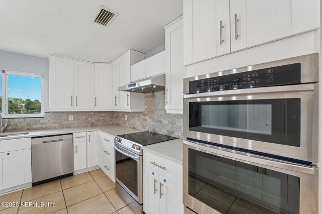 12228 SMOKE RIDGE Circle S, Jacksonville, FL 32225