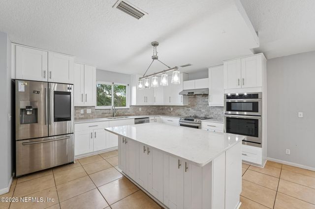 12228 SMOKE RIDGE Circle S, Jacksonville, FL 32225