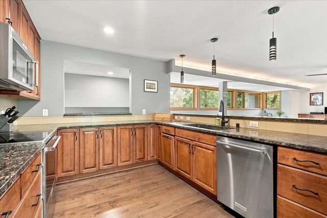 5310 N Cook Street, Mcfarland, WI 53558