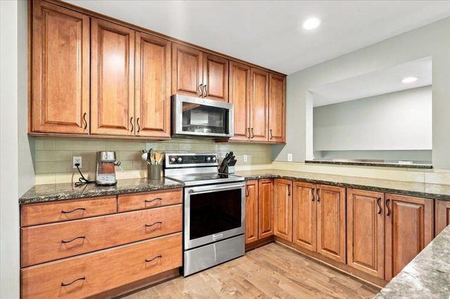 5310 N Cook Street, Mcfarland, WI 53558