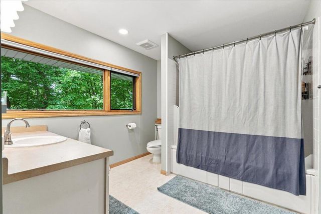 5310 N Cook Street, Mcfarland, WI 53558