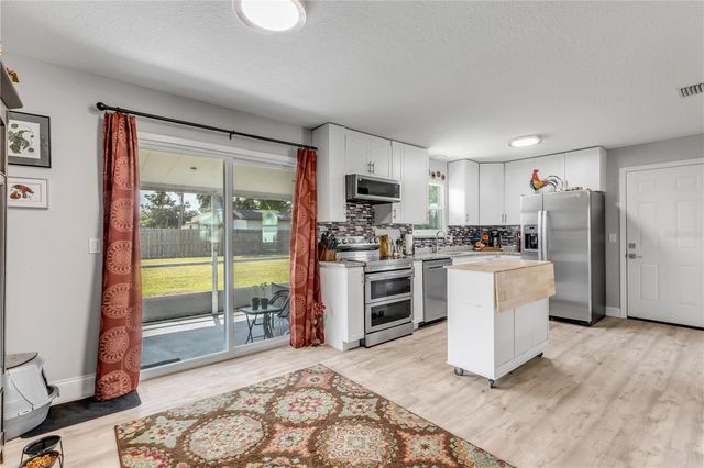 2716 KUMQUAT DRIVE, Edgewater, FL 32141