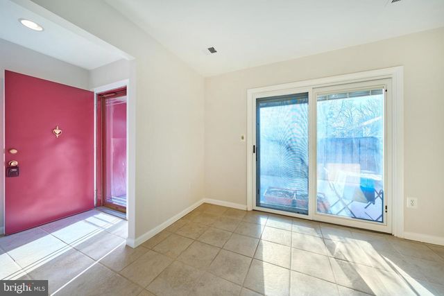 1904 WINTERPORT CL, Reston, VA 20191