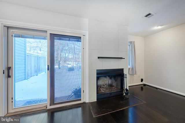 1904 WINTERPORT CL, Reston, VA 20191