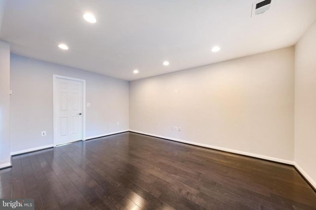 1904 WINTERPORT CL, Reston, VA 20191