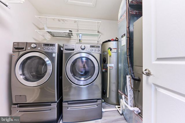 1904 WINTERPORT CL, Reston, VA 20191