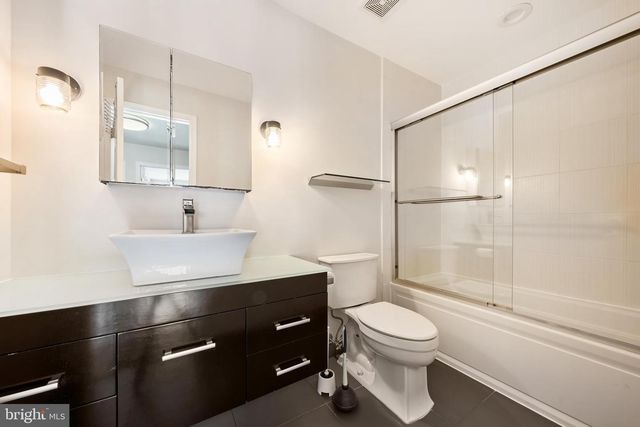 1904 WINTERPORT CL, Reston, VA 20191