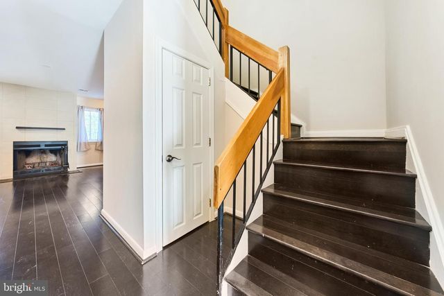 1904 WINTERPORT CL, Reston, VA 20191