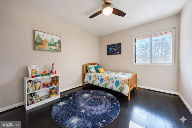 1904 WINTERPORT CL, Reston, VA 20191