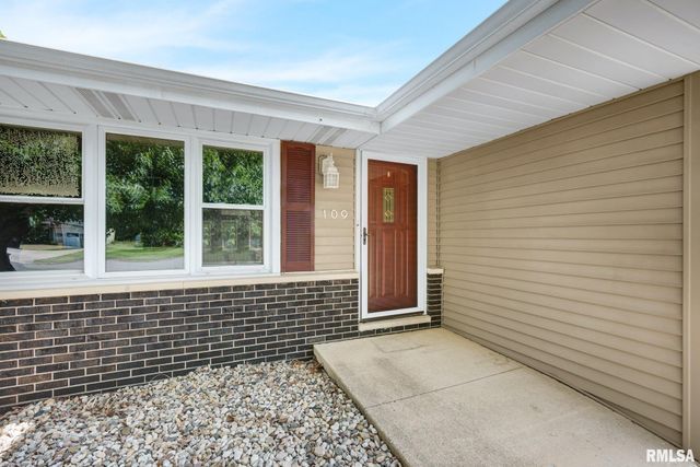 109 PEBBLE Court, East Peoria, IL 61611