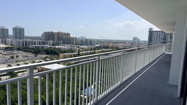 210 174TH Street 1901, Sunny Isles Beach, FL 33160