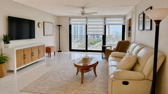 210 174TH Street 1901, Sunny Isles Beach, FL 33160