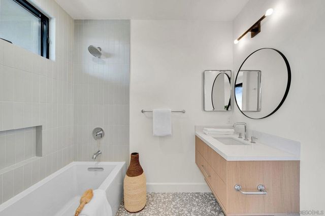 1073 Opal Street, San Diego, CA 92109