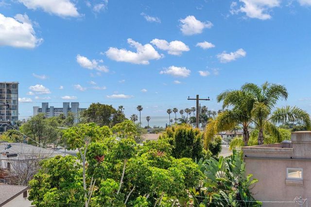 1073 Opal Street, San Diego, CA 92109