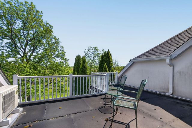 2027 Clintonville Road, Paris, KY 40361