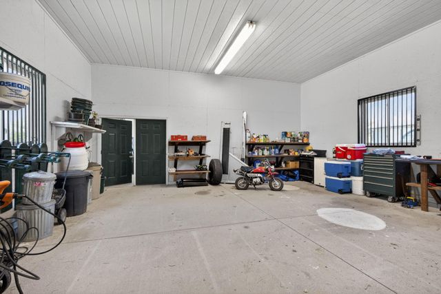 2027 Clintonville Road, Paris, KY 40361