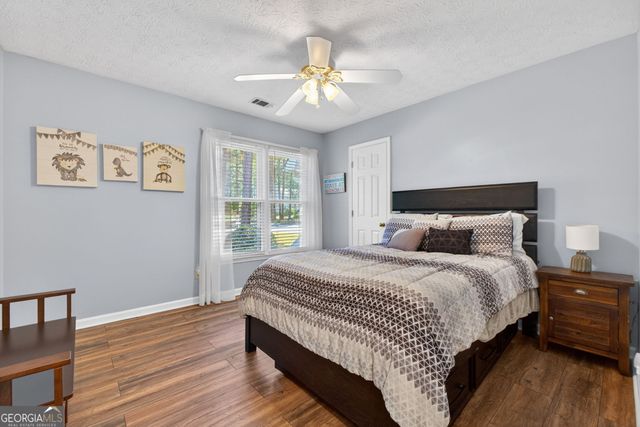 355 N Oakland Circle, Mcdonough, GA 30253