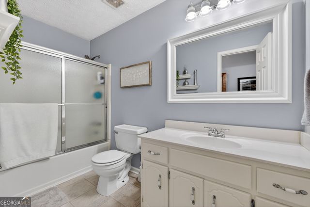 355 N Oakland Circle, Mcdonough, GA 30253