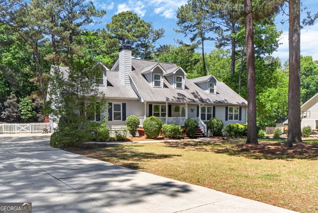 355 N Oakland Circle, Mcdonough, GA 30253
