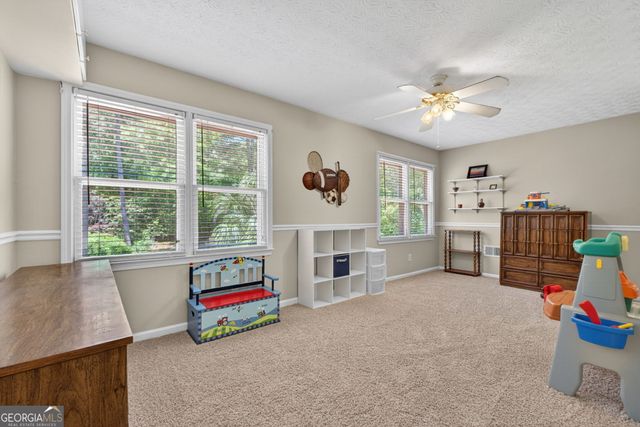 355 N Oakland Circle, Mcdonough, GA 30253