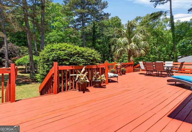 355 N Oakland Circle, Mcdonough, GA 30253