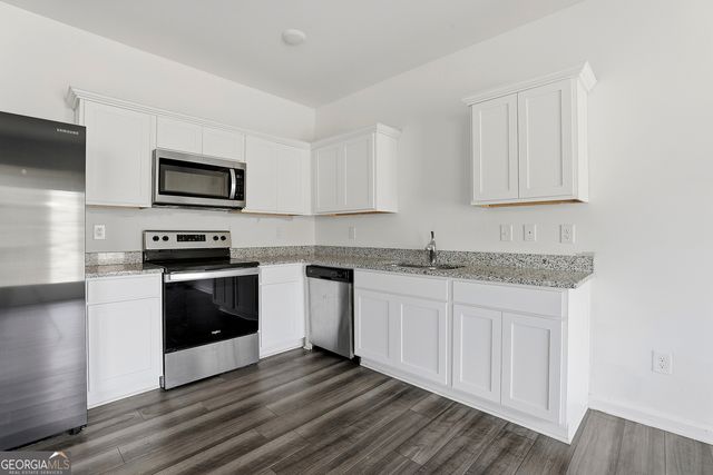 145 Swindon Drive, Mcdonough, GA 30253