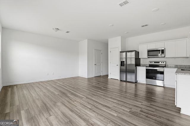 145 Swindon Drive, Mcdonough, GA 30253