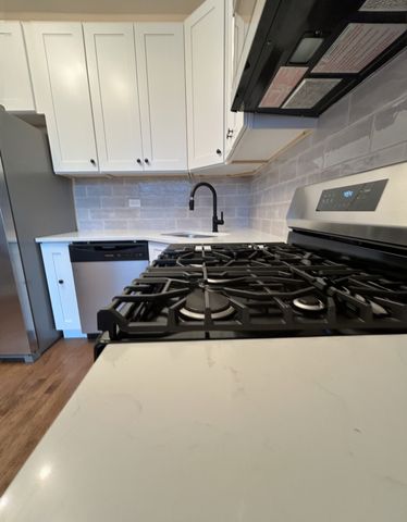 4040 N Lavergne Avenue 1, Chicago, IL 60641