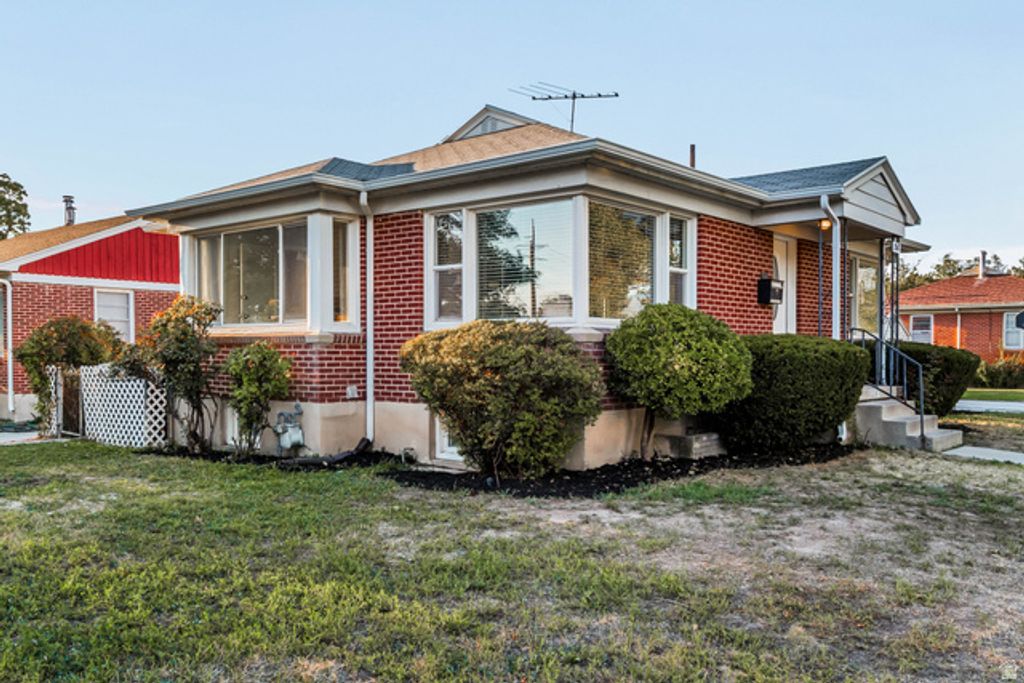 2618 S LINCOLN ST, Salt Lake City, UT 84106 — photo 2