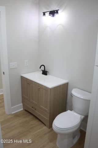 91 N Elmhurst Street, Clarkton, NC 28433