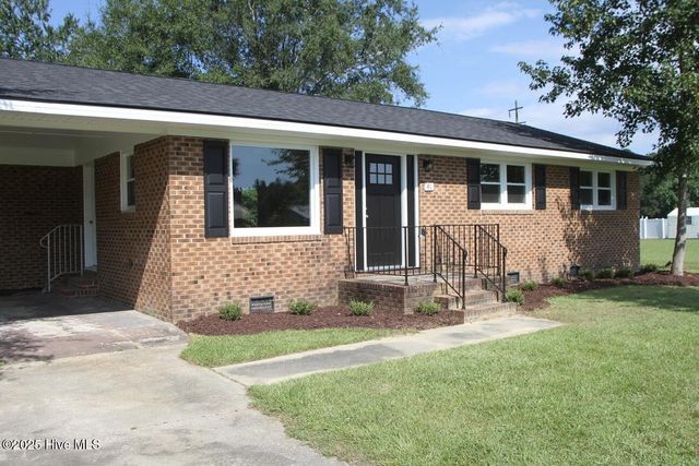 91 N Elmhurst Street, Clarkton, NC 28433