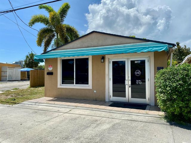 2017 AVENUE D, Fort Pierce, FL 34950