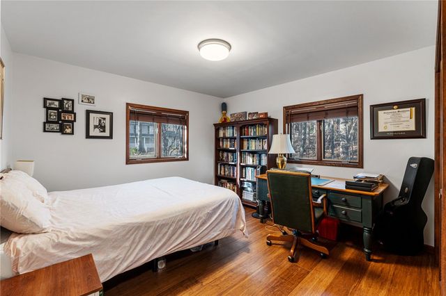 119 Shallowford Way, Seneca, SC 29672