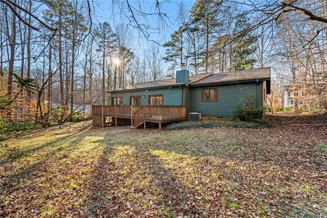 119 Shallowford Way, Seneca, SC 29672