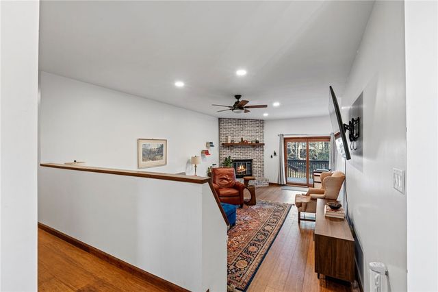 119 Shallowford Way, Seneca, SC 29672