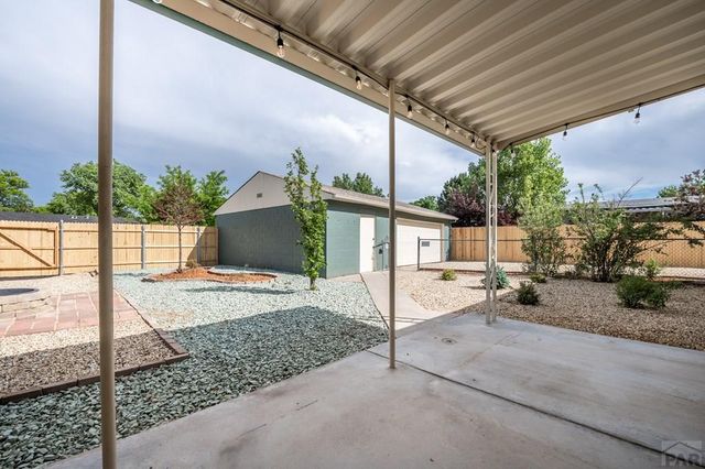 812 S Byrd Dr, Pueblo, CO 81007