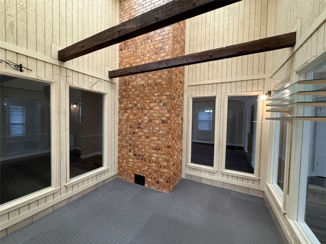 703 E Murco Drive, Mineral Wells, TX 76067