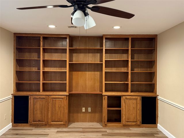 703 E Murco Drive, Mineral Wells, TX 76067