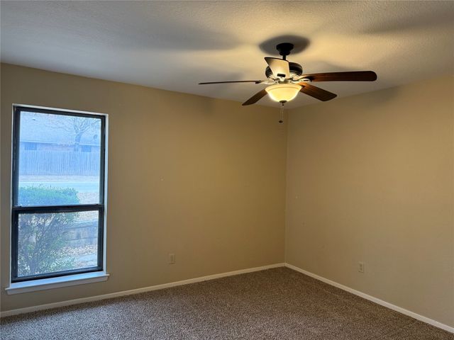 703 E Murco Drive, Mineral Wells, TX 76067