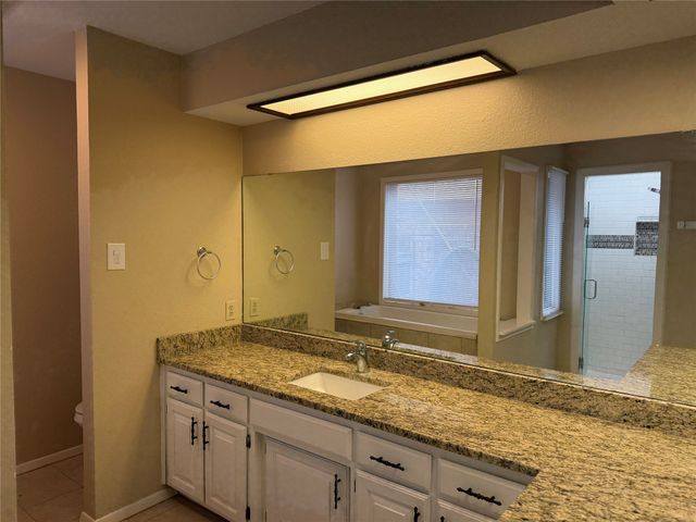 703 E Murco Drive, Mineral Wells, TX 76067