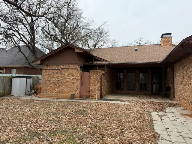 703 E Murco Drive, Mineral Wells, TX 76067