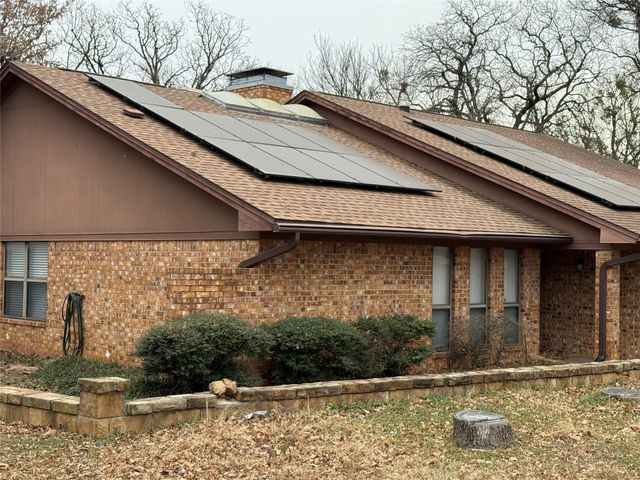 703 E Murco Drive, Mineral Wells, TX 76067