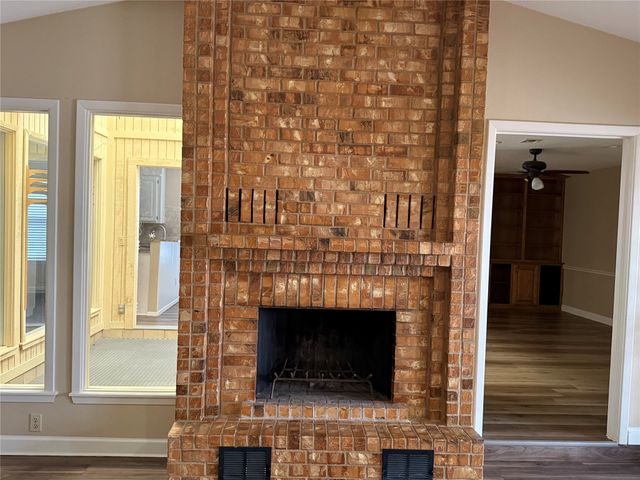 703 E Murco Drive, Mineral Wells, TX 76067