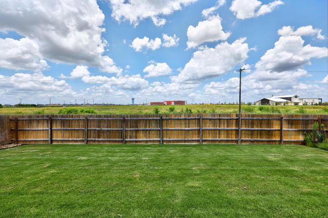 110 Big Cypress Bayou RD, Hutto, TX 78634
