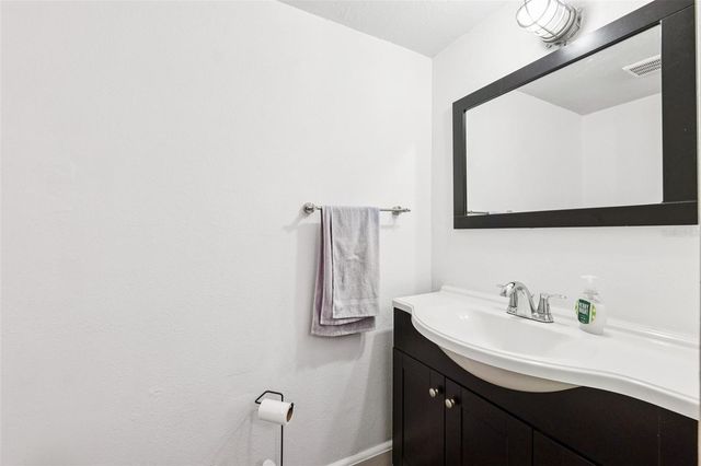 2834 SOMERSET PARK DRIVE, Tampa, FL 33613