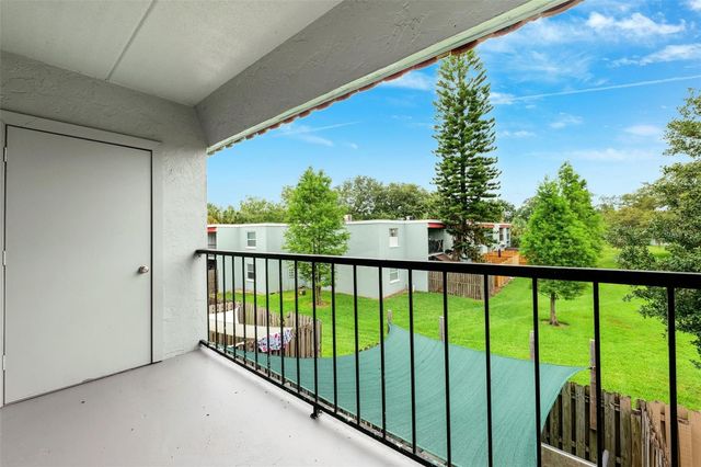 2834 SOMERSET PARK DRIVE, Tampa, FL 33613