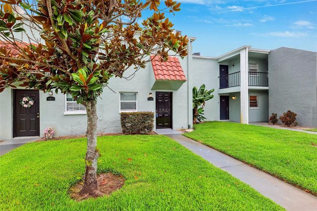 2834 SOMERSET PARK DRIVE, Tampa, FL 33613