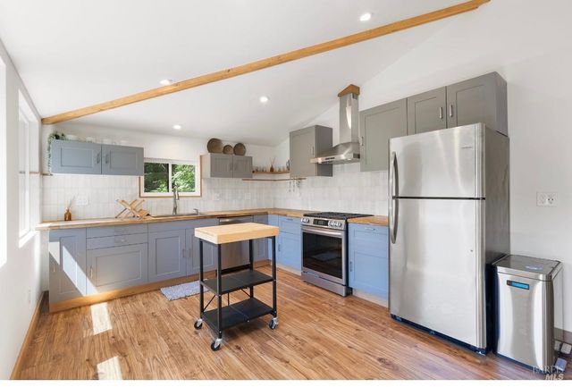 17356 Old Monte Rio Rd, Guerneville, CA 95446