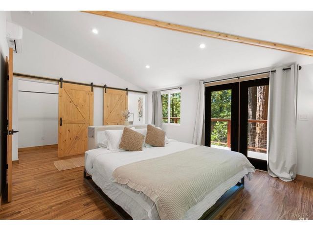 17356 Old Monte Rio Rd, Guerneville, CA 95446