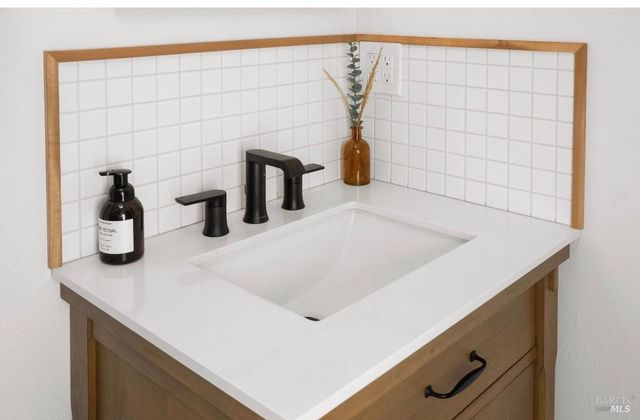 17356 Old Monte Rio Rd, Guerneville, CA 95446